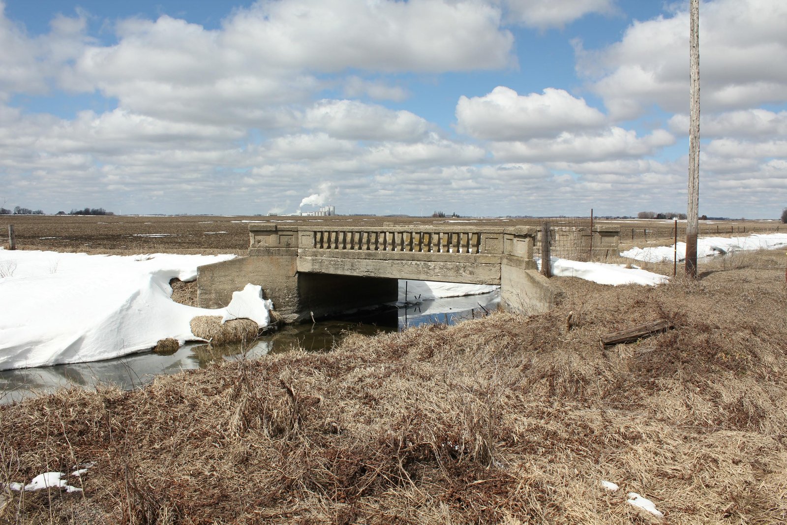 Overview of first Lincoln Highway bridge